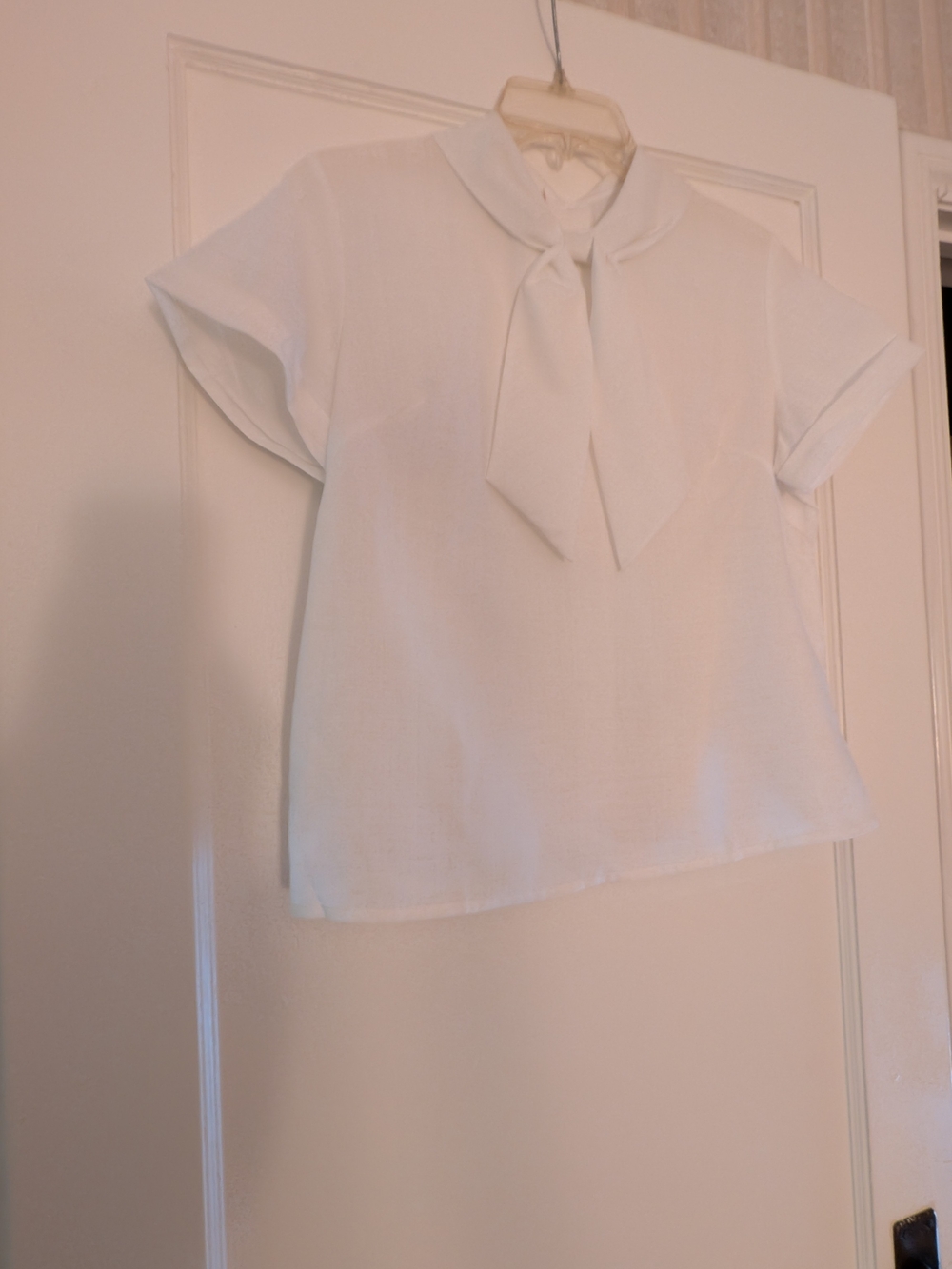 White Short Sleeve Blouse Like New